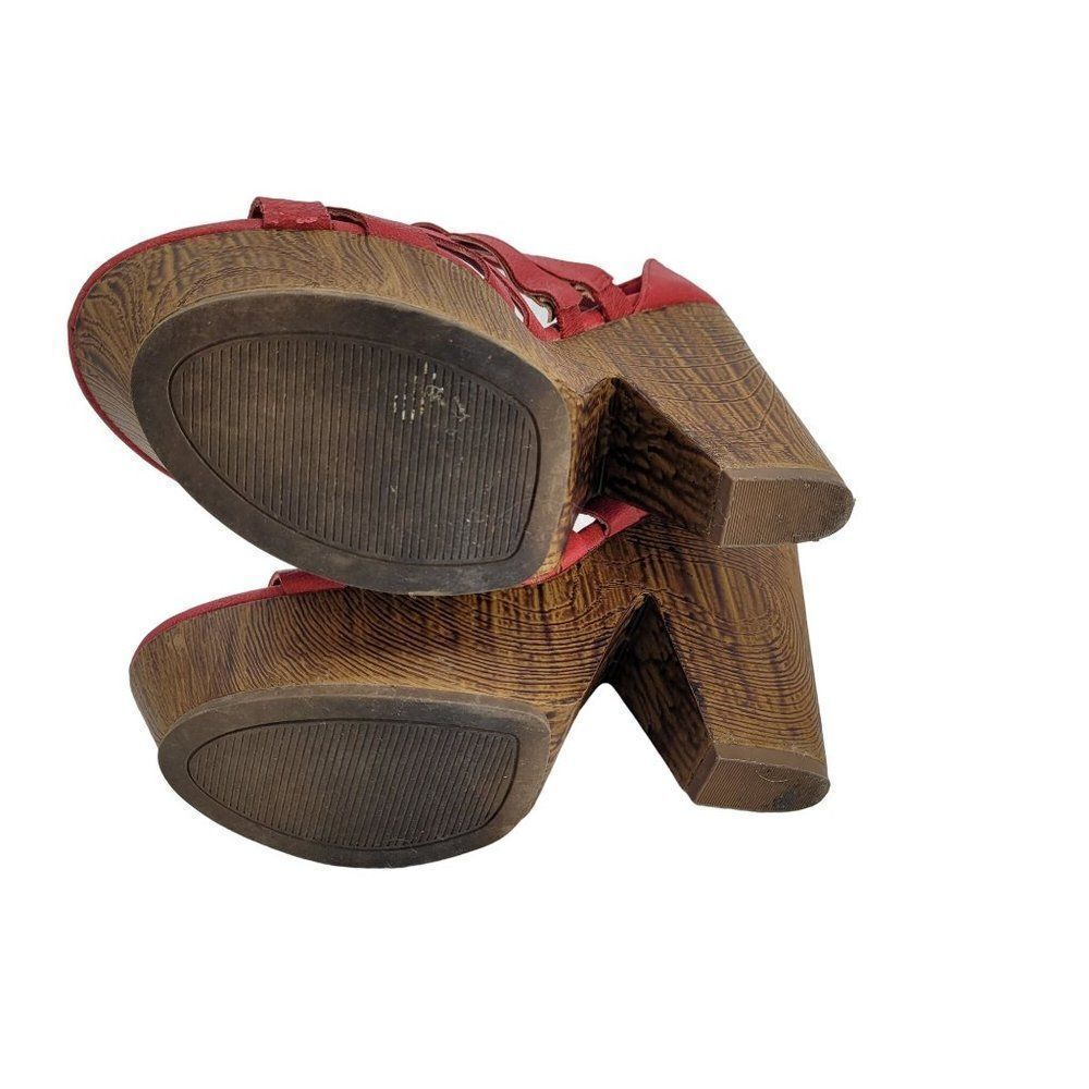 Y2K Guess Strappy Wedge Platform Sandals 8 Red Faux Vegan Leather Chunky Heels - Picture 3 of 15